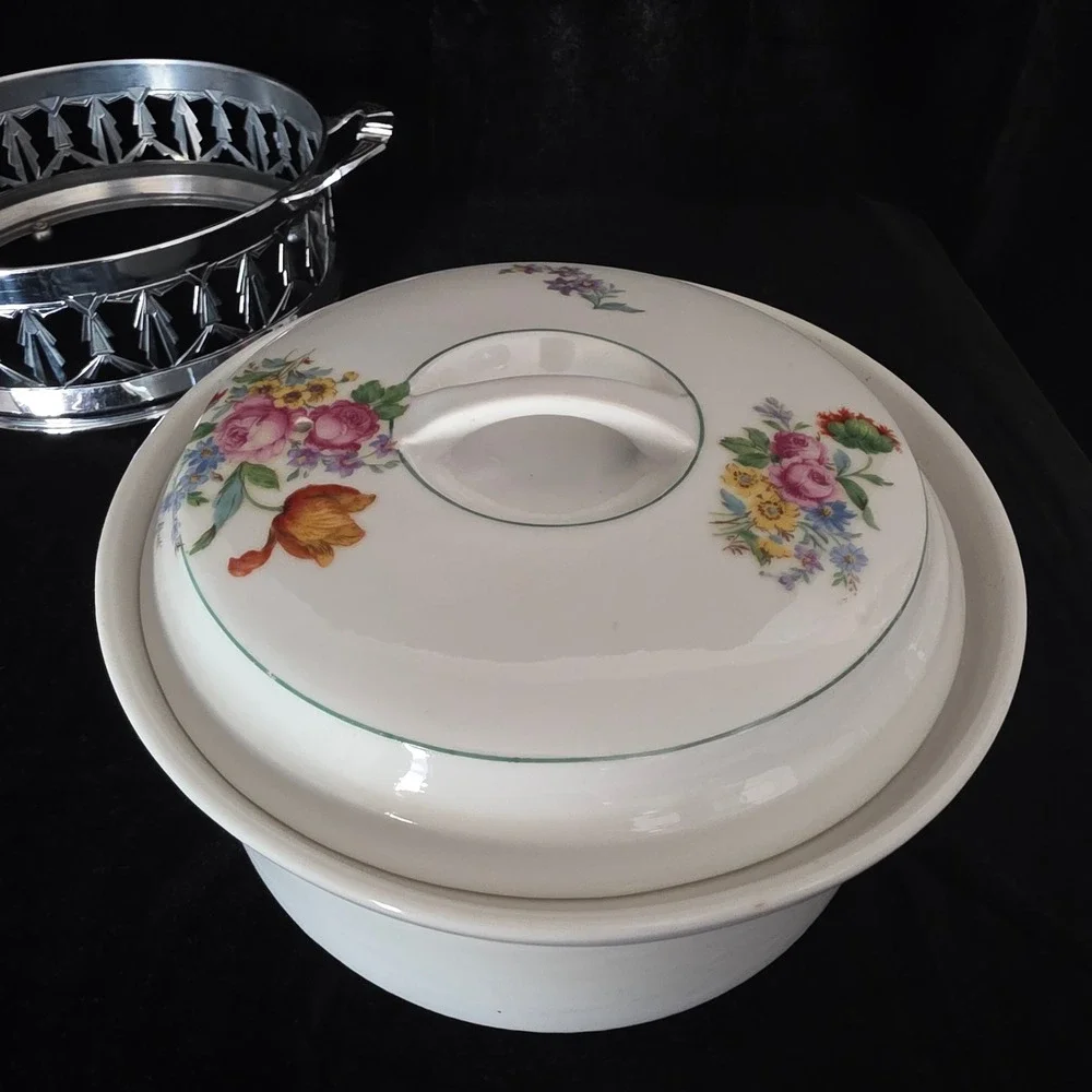 Royal Rochester Royalite Fraunfelter Casserole w Art Deco Chrome Carrier Stand
